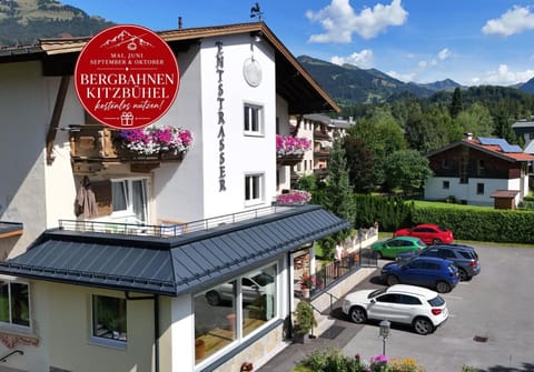 Property building, Summer, Mountain view
