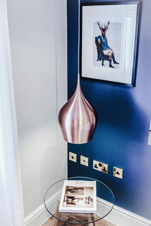 No.10 Broadway Apartment in Broadway