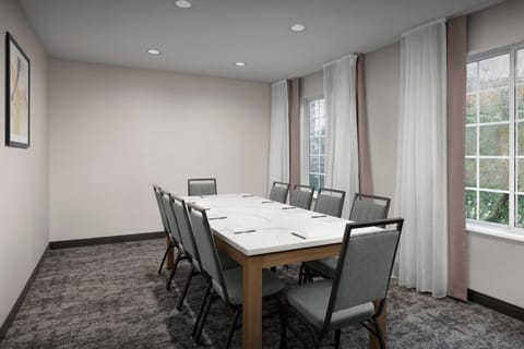 Meeting/conference room