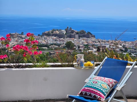 Patio, Balcony/Terrace, Seating area, Sea view