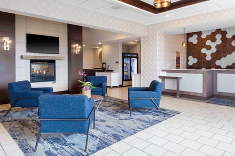 Homewood Suites by Hilton St. Louis - Galleria Hotel in Richmond Heights