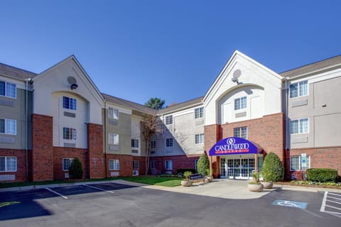 Candlewood Suites Raleigh Crabtree, an IHG Hotel Hotel in Raleigh