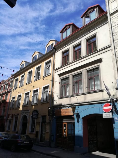 Property building, Facade/entrance