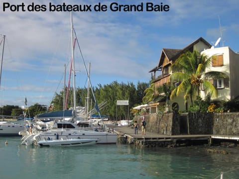 Centraville Appartement-Hotel in Grand Baie