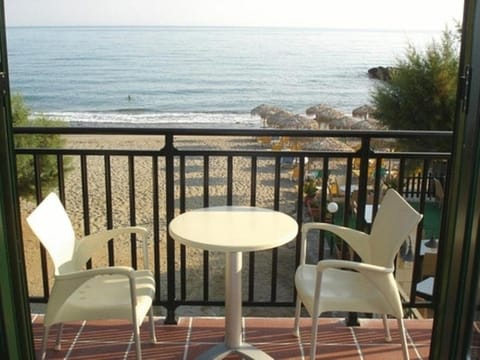 Margarita Beach Hotel Apartment hotel in Agia Marina