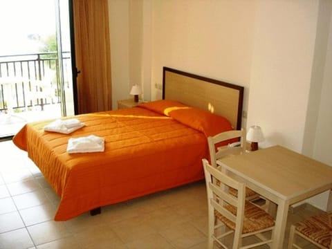 Margarita Beach Hotel Apartment hotel in Agia Marina