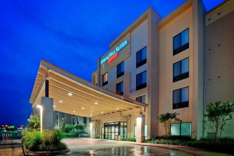 SpringHill Suites by Marriott Baton Rouge North / Airport Hotel in Baton Rouge