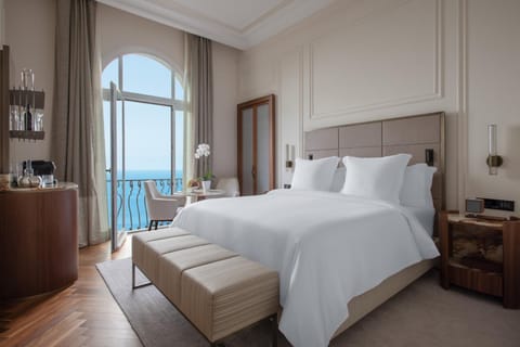 Bed, Bedroom, Sea view