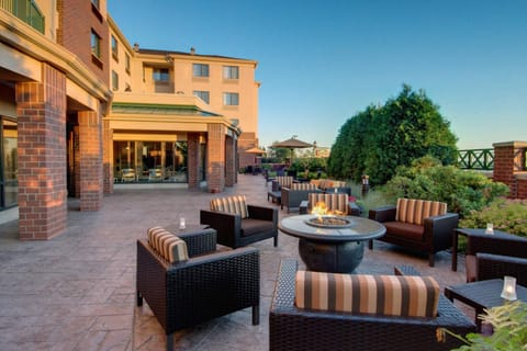 Courtyard by Marriott Madison East Hotel in Madison