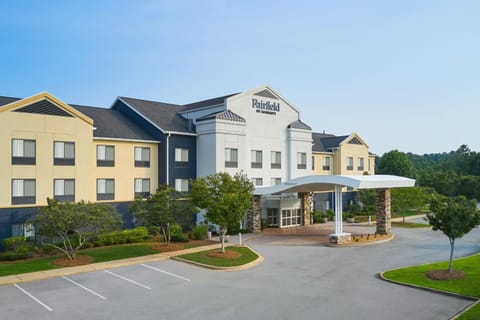 Fairfield Inn & Suites Auburn Opelika Hotel in Opelika