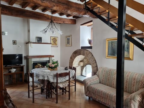 A Casa di Cristina Condo in Gubbio