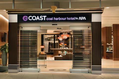 Coast Coal Harbour Vancouver Hotel by APA Hotel in Vancouver