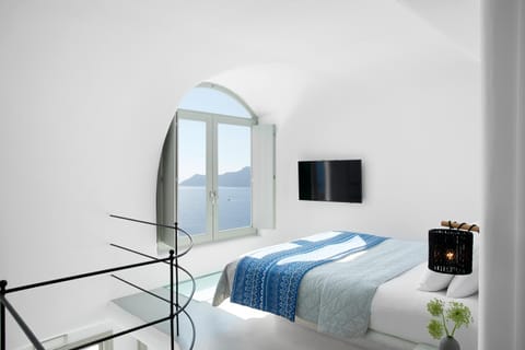 La Perla Villas and Suites - Adults Only Hotel in Oia