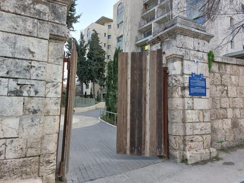 Naama New Boutique Apartment Condo in Jerusalem