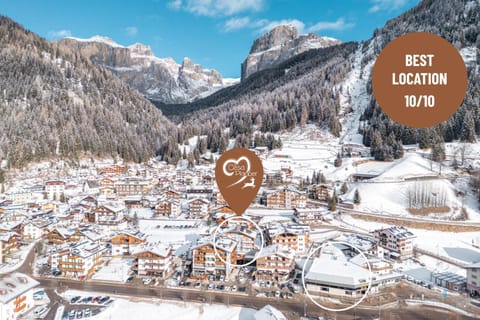 Nearby landmark, Day, Neighbourhood, Natural landscape, Bird's eye view, Winter, Logo/Certificate/Sign, City view, Mountain view, Street view