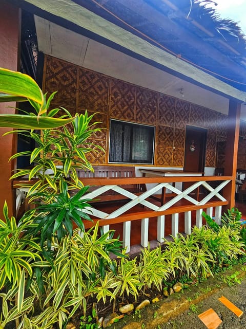 Bohol Sea Breeze Cottages and Resort Bed and Breakfast in Panglao