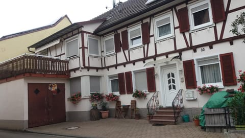 Privatzimmer San Vacation rental in Ringsheim
