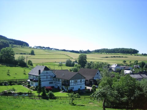 Property building, Neighbourhood, Bird's eye view