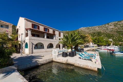 Adria House Dubrovnik by the sea Bed and Breakfast in Dubrovnik-Neretva County