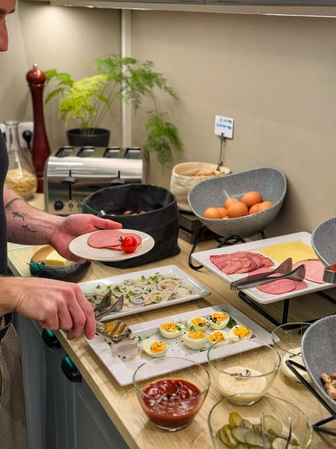 Restaurant/places to eat, Breakfast