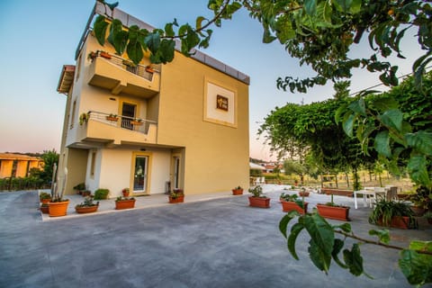 Property building, Facade/entrance, Summer, On site, Sunset