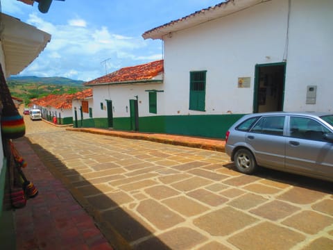 Property building, Street view