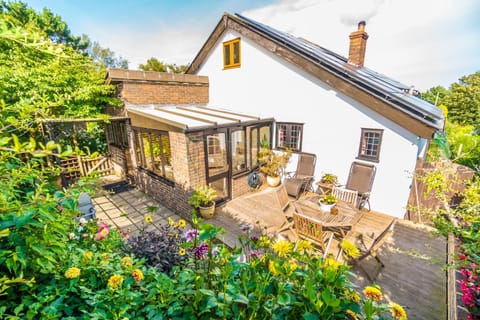 Badgers Den - Covehurst Bay Holiday Cottage House in Hastings