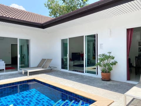 Phikun 4 BR Private Pool Villa Chalet in Chalong