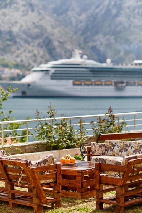 Patio, Garden, Sea view