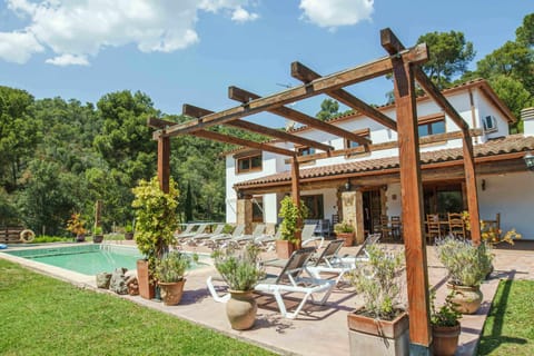 Property building, Natural landscape, Pool view