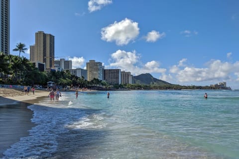 The Banyan Condos Apartment in Honolulu