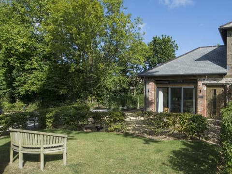 Grooms Cottage House in East Devon District