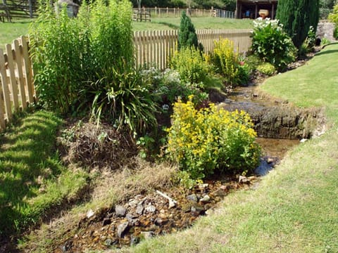 Hornshayne Farmhouse House in East Devon District