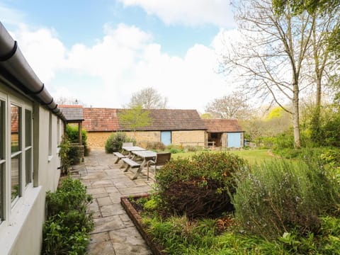 Marles Farmhouse House in West Dorset District