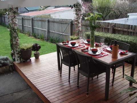 BBQ facilities, Garden, Balcony/Terrace