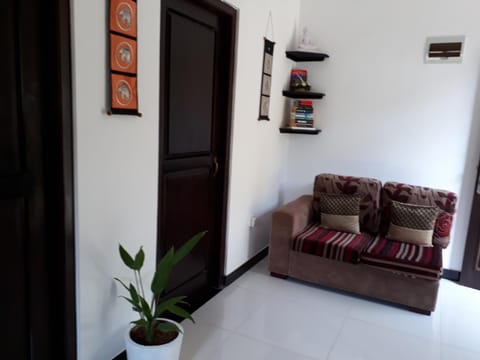 Apna Homestay Apartments Bed and Breakfast in Southern Province