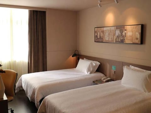 Jinjiang Inn Select Xining West Wusi Road New Hualian Square Hotel in Qinghai