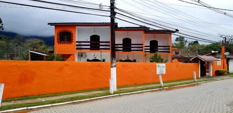 VILLA GARDEN - Suites Bed and Breakfast in São Sebastião