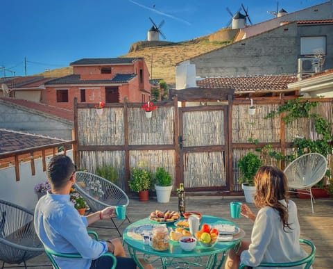 People, View (from property/room), Balcony/Terrace