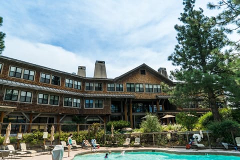 Sun Mountain Lodge Resort in Washington