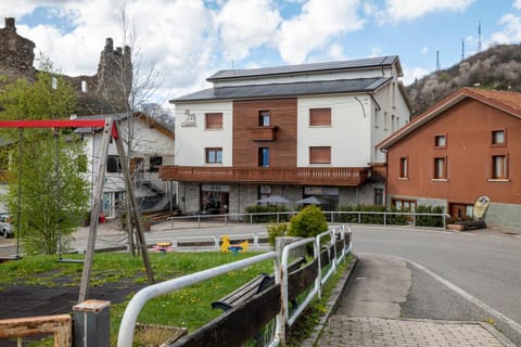 Property building, Day, Children play ground