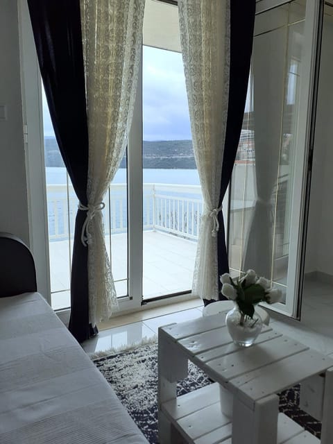 Apartmani Leženić Dada Apartment in Neum