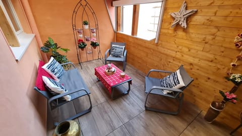 Appartement duplex climatisé avec terrasse "HANSI" Copropriété in Colmar