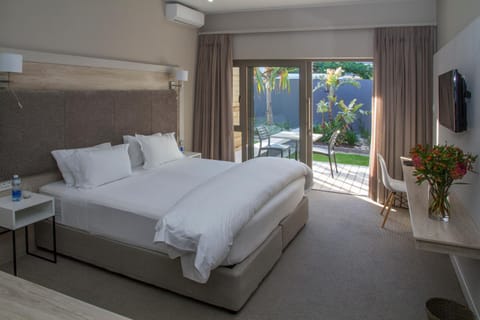 Ocean Bay Guesthouse Bed and Breakfast in Port Elizabeth
