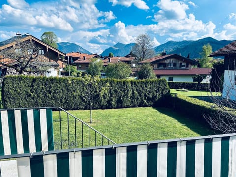 Ferienwohnung Magdalena - ruhig, zentral, schöne Sonnenterrasse Apartment in Schliersee