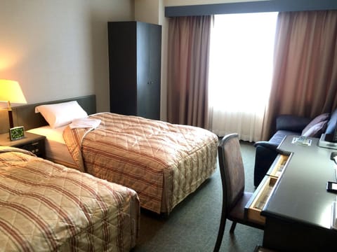 Hotel Crown Hills Takaoka Hotel in Ishikawa Prefecture
