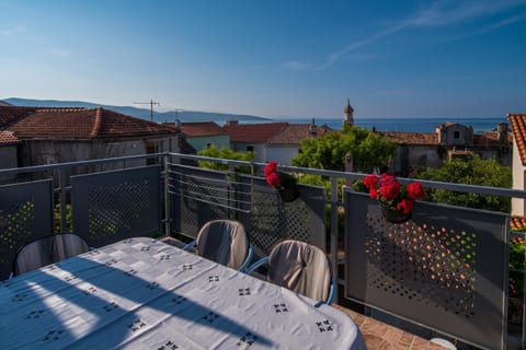 Day, Neighbourhood, Summer, Balcony/Terrace, City view, Sea view