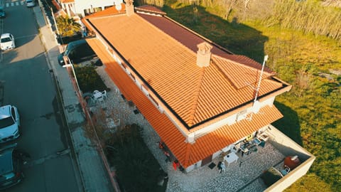 Property building, Bird's eye view, Street view