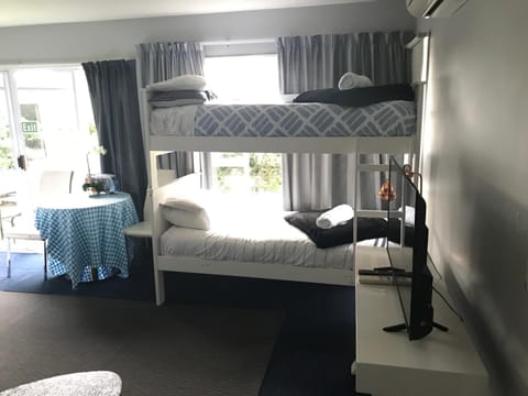 Sandy Feet Accommodation Bed and Breakfast in Christchurch
