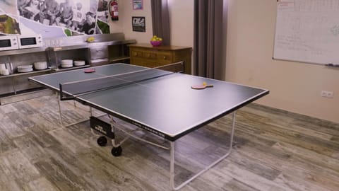 Table tennis